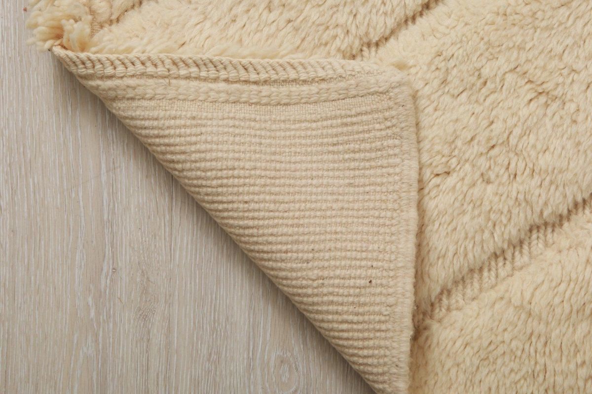 Beni Mrirt Rug: What It Is and Why It Costs More