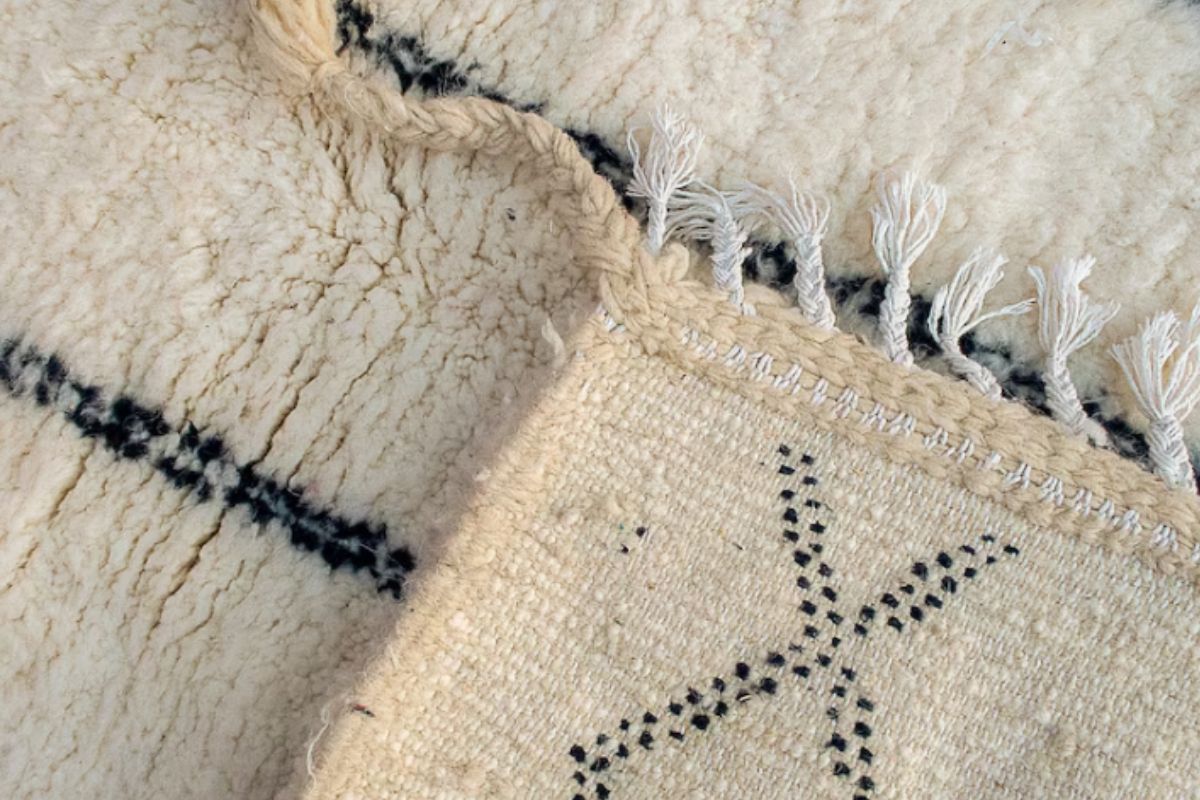 How to Read an Etsy or 1stDibs Moroccan Rug Listing Moroccan Boujaad rug shown in an Etsy listing that describes it as vintage and authentic