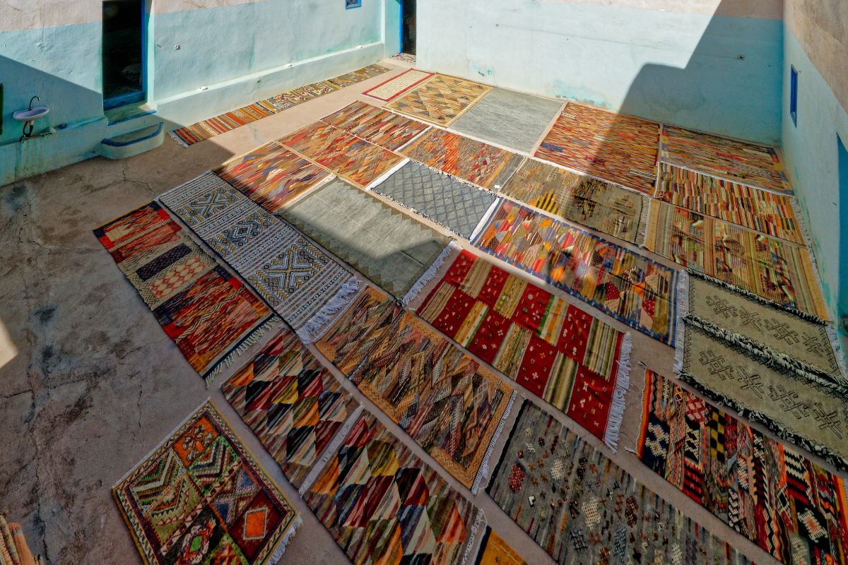 Taznakht Rugs: The Cooperatives Behind the Name