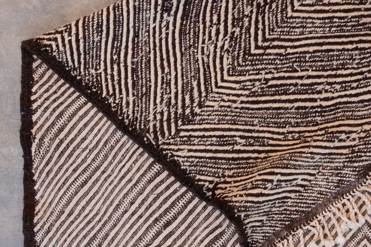Zanafi Rug: The Reversible Moroccan Flatweave